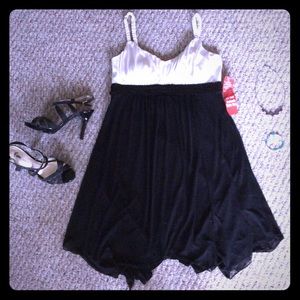 NWT En Focus Studio Cocktail Dress Size 12